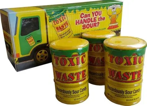 Toxic Waste Yellow Drum 3-Pack Truck 142g